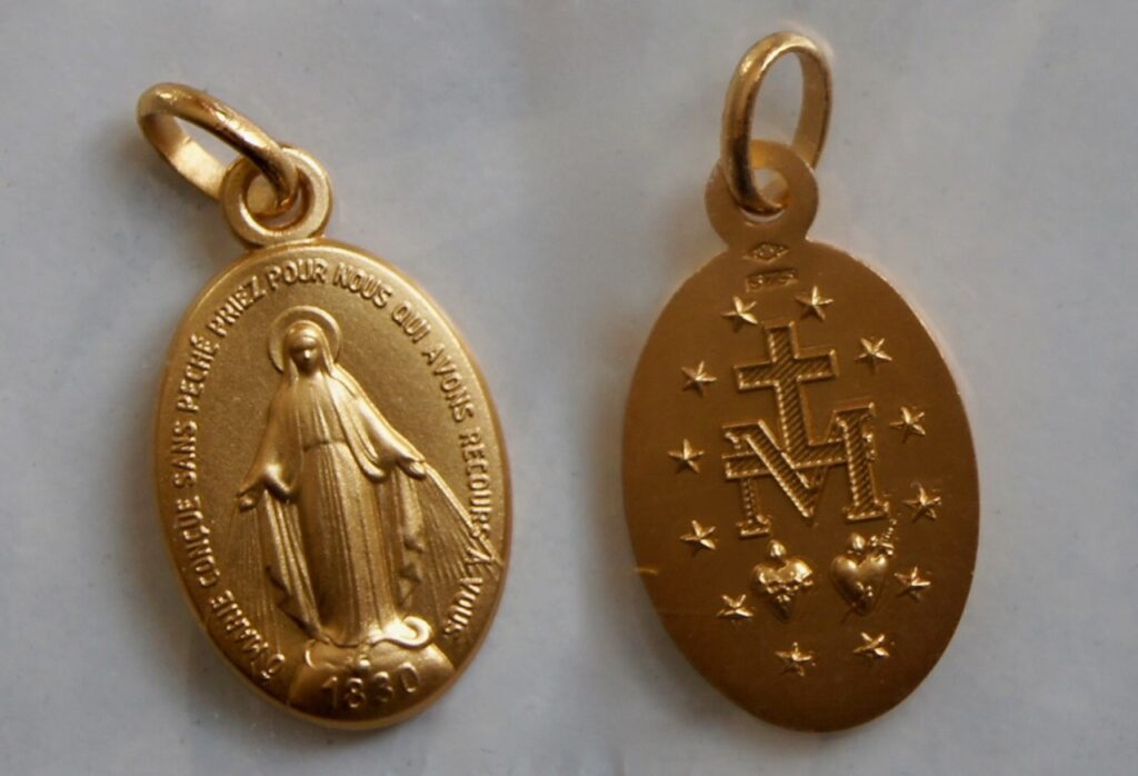 Wonderdadige Medaille Ovaal goud 9 karaats  11 mm